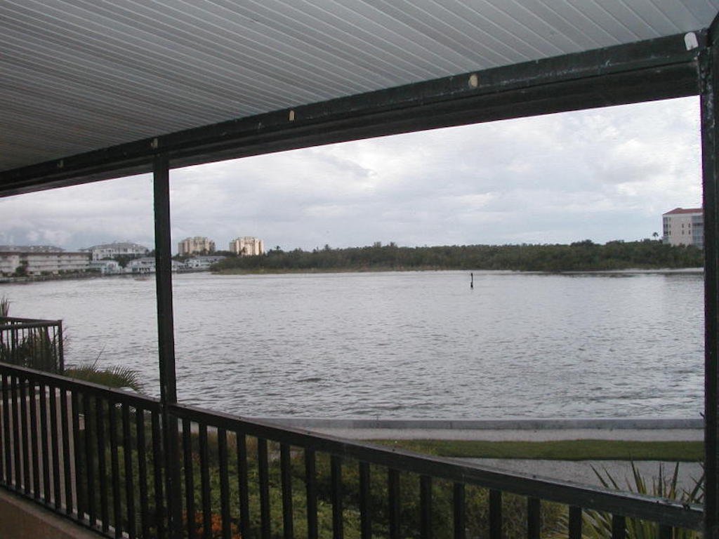 Gulf front condos Naples Florida - La Peninsula